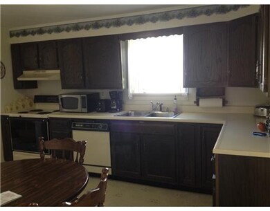 Cafeteria/Kitchen.