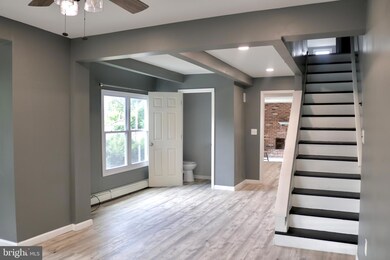 426 W 6th St, Palmyra, NJ 08065 - photo 2