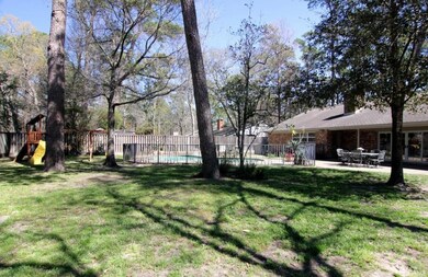 301 Rainier Dr, Houston, TX 77024 - photo 3