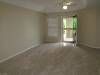 Living room with trey ceiling