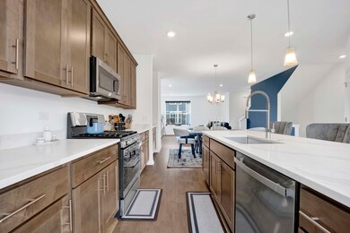 1037 Wren Rd, Des Plaines, IL 60018 - photo 6