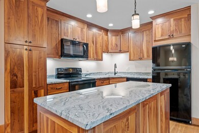 9 Rampasture Ln unit 6, Lincoln, NH 03251 - photo 4