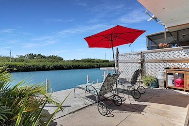 65 Coral Ln, Key Colony Beach, FL 33051 - photo 6