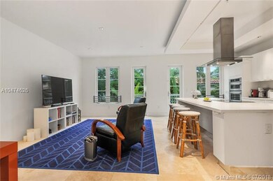 Family / Kitchen