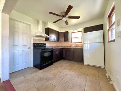 7 Pleasant View Place, Caseyville, IL 62232 - photo 4