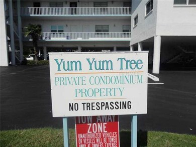 8200 Bayshore Dr unit 10, Treasure Island, FL 33706 - photo 5