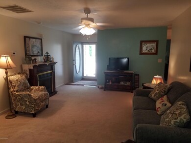 8019 Apple Valley Dr, Louisville, KY 40228 - photo 7