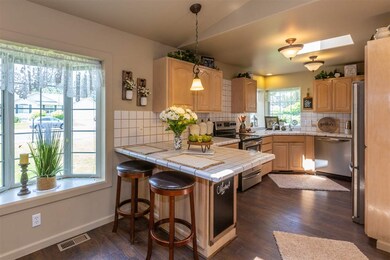 16808 N Mayfair Rd, Colbert, WA 99005 - photo 6