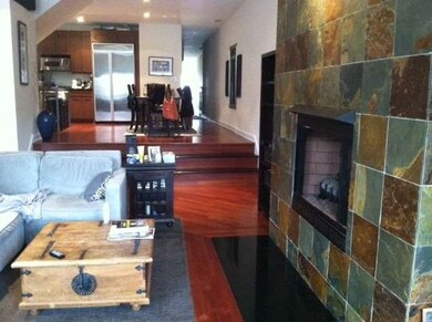 1119 W Webster Ave, Chicago, IL 60614 - photo 2