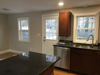 7 Stackpole Rd, Somersworth, NH 03878 - photo 2