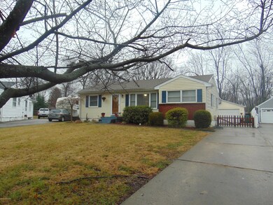 9234 Vevey Rd, Louisville, KY 40291 - photo 4