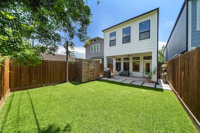 Step outside to a beautifully manicured, low-maint