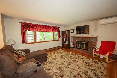 8 Brookview Dr, Derry, NH 03038 - photo 3