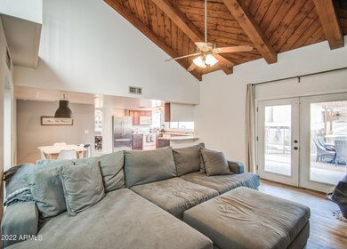 FAMILY ROOM 3
