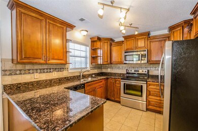 8562 Shingle Oaks Dr, Cordova, TN 38018 - photo 6