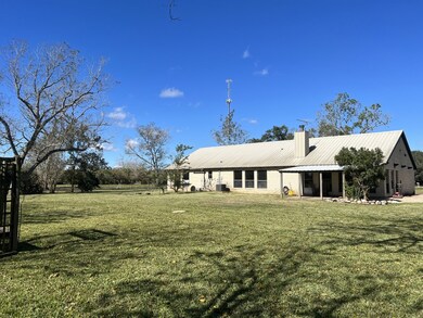 7101 County Road 400, Brazoria, TX 77422 - photo 2