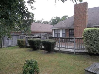 EXTERIOR BACK