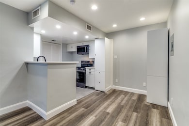 The Lofts unit 1039, Dallas, TX 75231 - photo 4