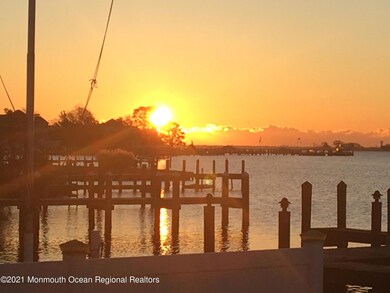 101 Pinewood Rd, Toms River, NJ 08753 - photo 5