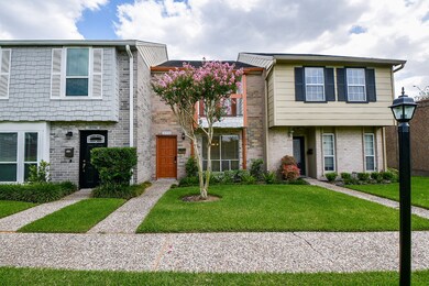 10398 Briar Forest Dr unit 33, Houston, TX 77042 - photo 3