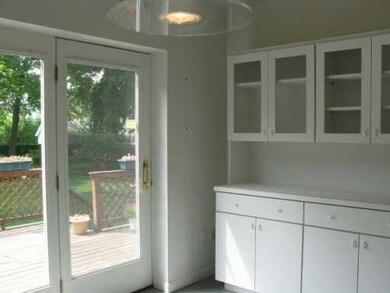 9 Fort Ave unit 2, Cranston, RI 02905 - photo 6