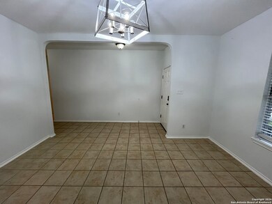 15434 Grosbeak Pass, San Antonio, TX 78253 - photo 4