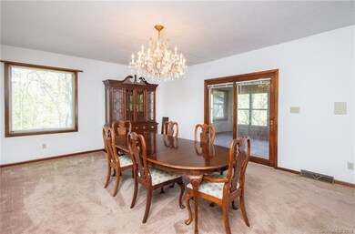 Formal dining