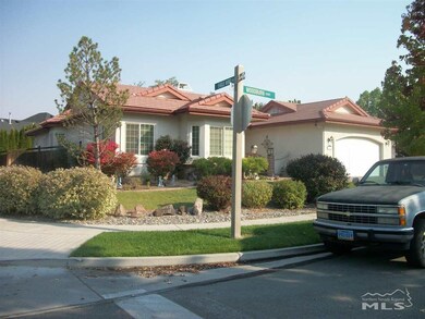 6870 Woodburn Ct, Sparks, NV 89436 - photo 4