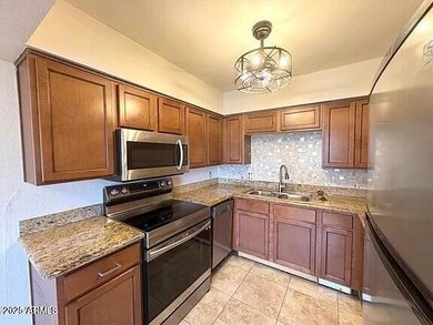 1702 W Tuckey Ln unit 209, Phoenix, AZ 85015 - photo 3
