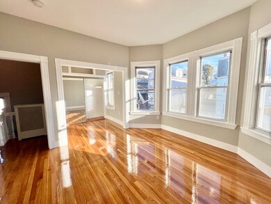 74 W Eagle St unit 2, Boston, MA 02128 - photo 2