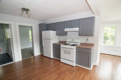 10 Franklin St unit 2, Medway, MA 02053 - photo 2