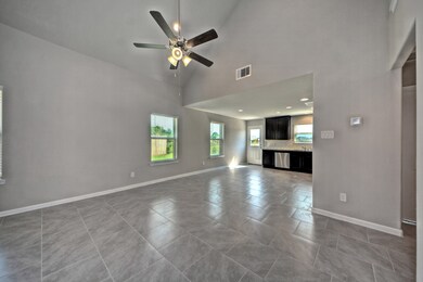 1415 Lake City Ln, Houston, TX 77047 - photo 3
