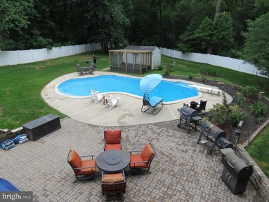 6809 Willow Creek Rd, Bowie, MD 20720 - photo 4