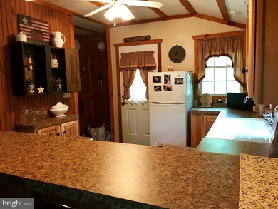 1285 Nursery Rd unit 9, Green Lane, PA 18054 - photo 6