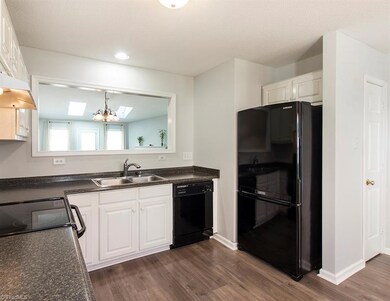 4410 Single Tree Rd, High Point, NC 27265 - photo 5