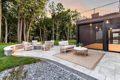 N66W21277 Sagebrush Dr, Menomonee Falls, WI 53051 - photo 7