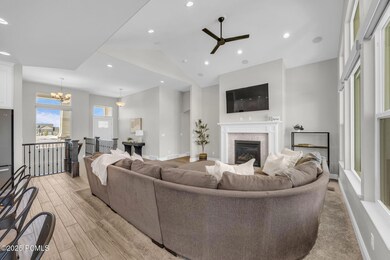 7-web-or-mls-2364-n-2400-w