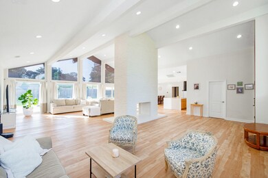 602 S Clear Creek Dr, Friendswood, TX 77546 - photo 5