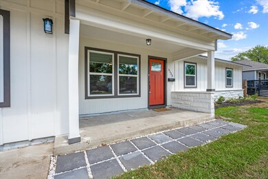 5123 Dewberry St, Houston, TX 77021 - photo 2