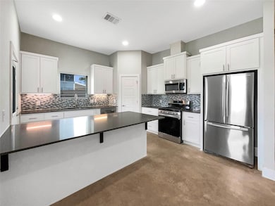 6213 Felix Ave unit B, Austin, TX 78741 - photo 6