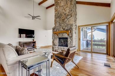153 Daisy Ln Unit A west side-large-005-