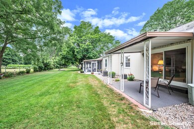 1012VillageLn-6
