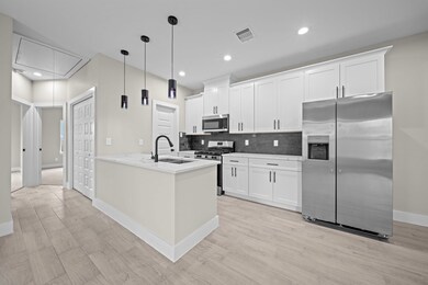 929 Green Meadow Ln unit A, Houston, TX 77091 - photo 3