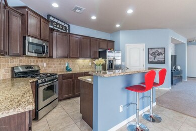 7) KITCHEN