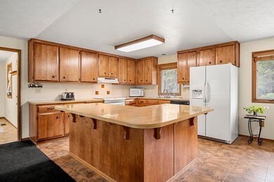 5323 E Quail Ln, Chattaroy, WA 99003 - photo 5