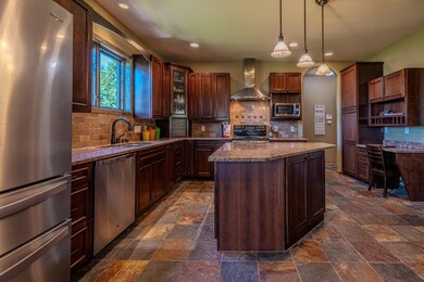 4962 Highwood Cir, Middleton, WI 53562 - photo 7