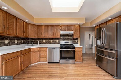 801 Martin Rd, Essex, MD 21221 - photo 7