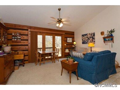 BEAUTIFUL LOG WALLS
