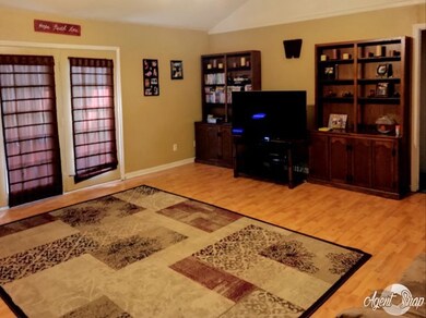 6723 County Road 707, Brazoria, TX 77422 - photo 4