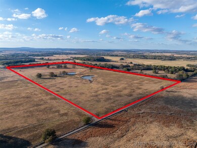 80 County Road 4440, McCurtain, OK 74944 - photo 4